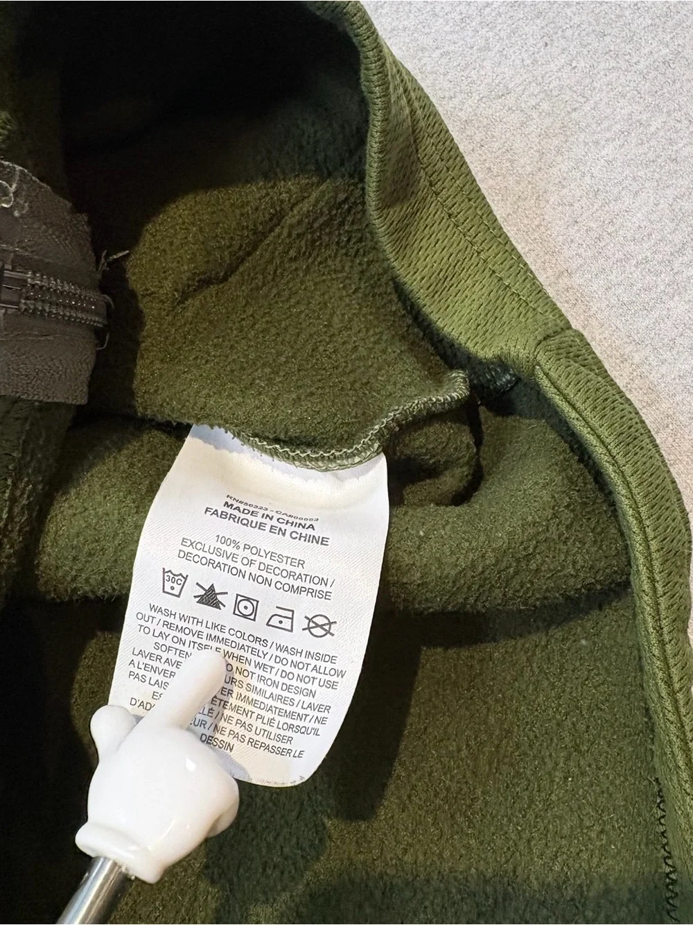 Nike Elite Youth M Green Solid Full Zip Hooded Hoodie Pockets Long Sleeve